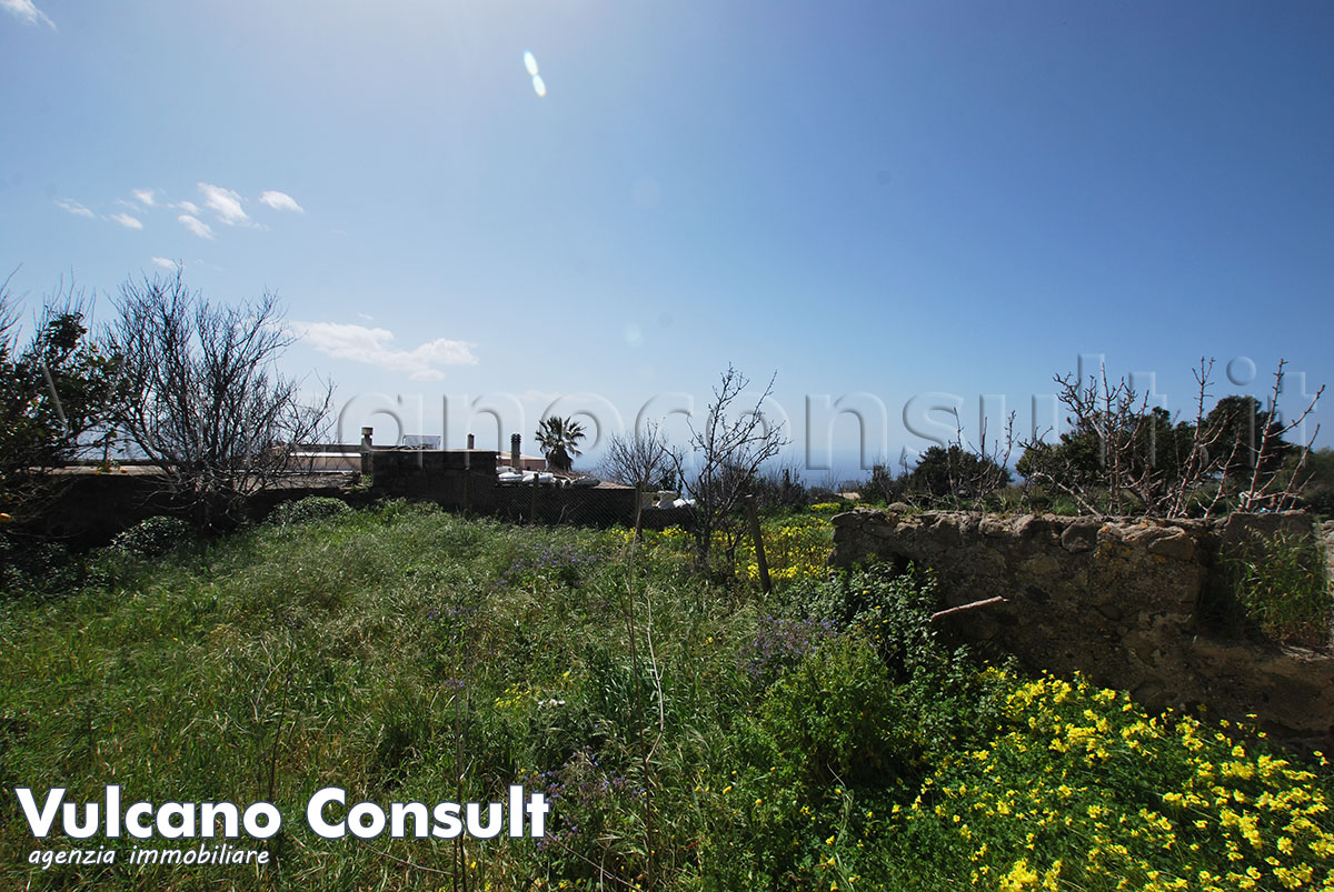 Vendesi rudere e terreno con progetto Pianoconte
