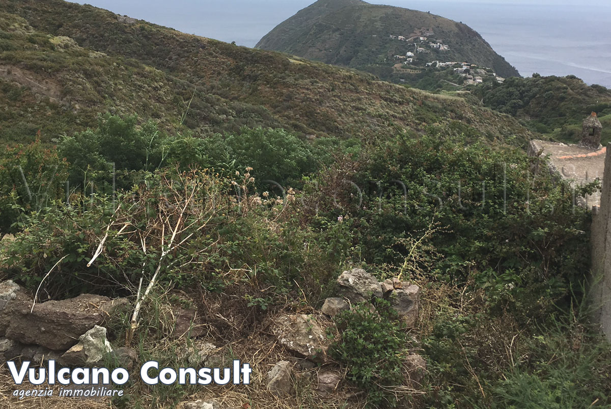 Rudere con terreno Santa Margherita Lipari