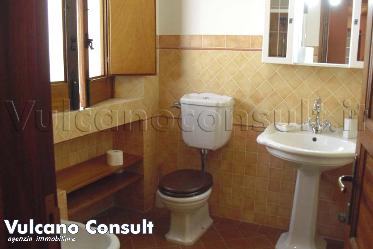 Bagno con doccia