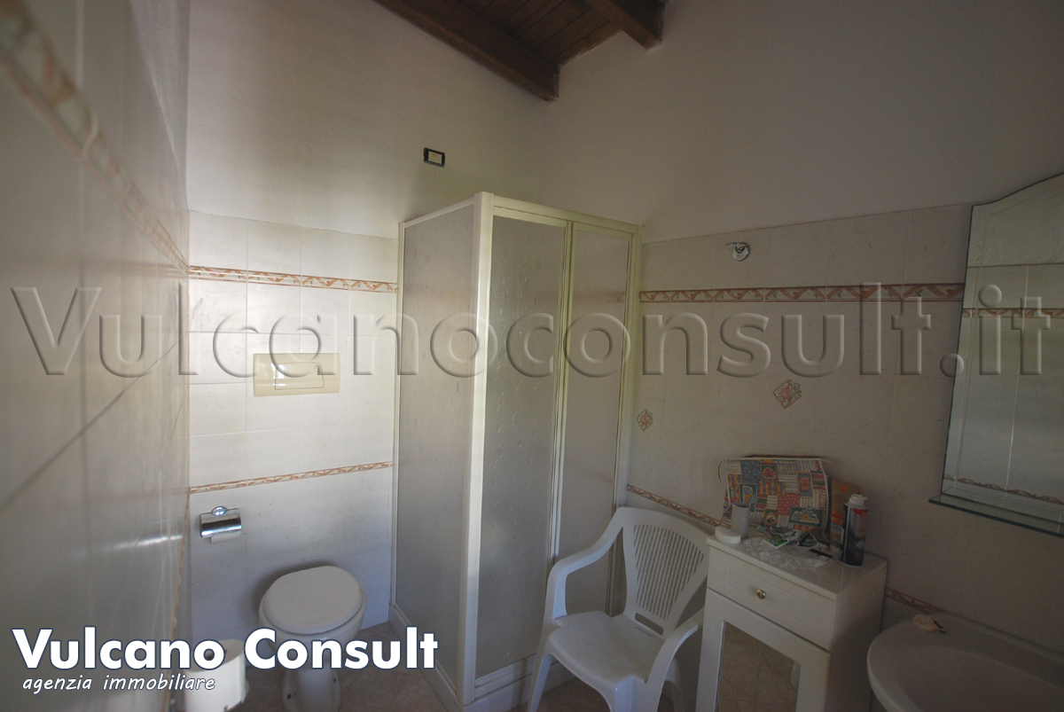 Bagno con doccia